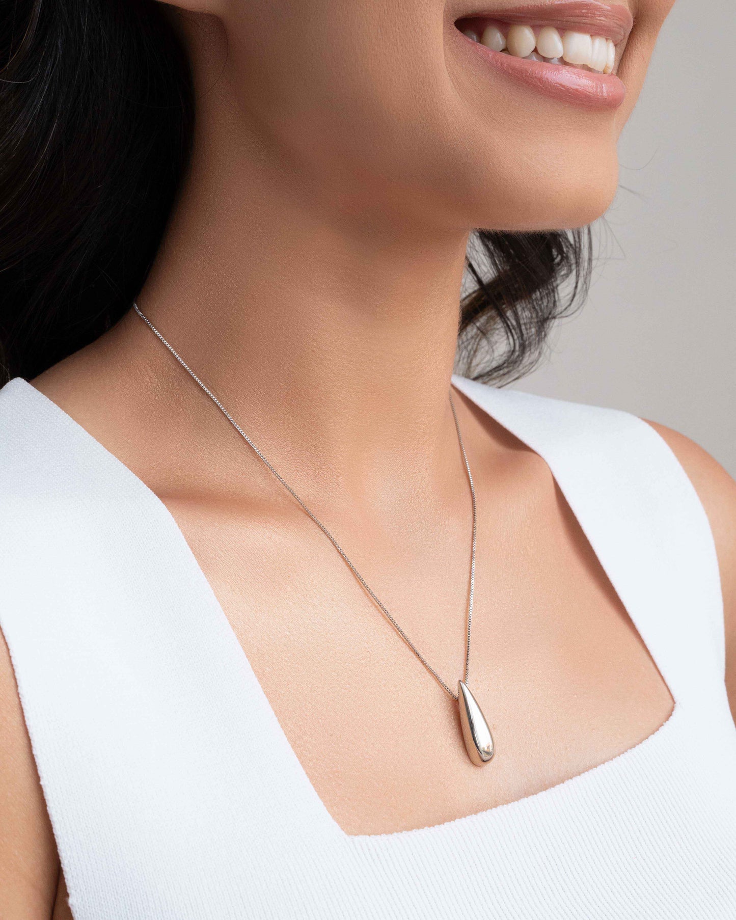 DROP NECKLACE SILVER
