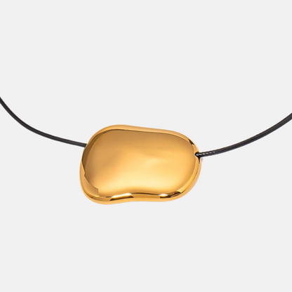 RUNDA NECKLACE
